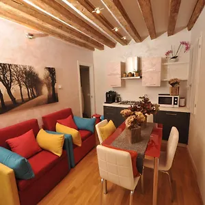  Appartamento Calle De La Comare Italia